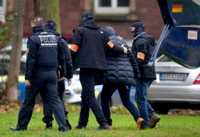Германските власти са обискирали апартаменти