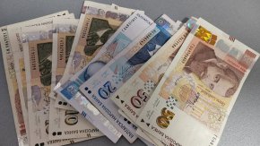 
Решението беше прието със 101 гласа "за" на ГЕРБ-СДС,ПП-ДБ и ДПС
