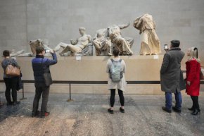 Атина поиска връщането на древните мраморни статуи, изнесени от Гърция през XIX в.