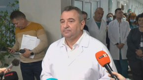 
Той подчерта, че "Пирогов" няма политическа принадлежност.
