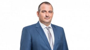 
Софийският общински съветник Иван Алексиев, който напусна "Възраждане", е бил нападнат и пребит в четвъртък по обяд пред блока си.