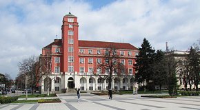 Общинската избирателна комисия в Плевен отмени избора на общинския съветник Александър Николов
