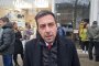 Деян Николов пред сградата на Областната управа