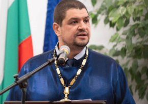 След общо събрание, днес  следобед, проф. Николай Марин