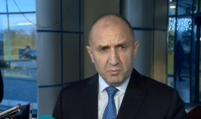 

Той подчерта, че "политическото лицемерие има висока цена и тази цена не се плаща от политиците, а от гражданите и от бизнеса".