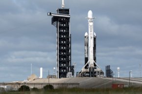 По-рано Пентагонът беше заявил, че седмата мисия на X-37B ще включва "множество авангардни експерименти".