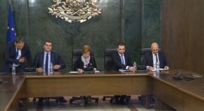 Задържаният антимафиот от ГДБОП е синхронизирал действията си със служител на ДАНС 