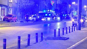 Двама служители, заемали младши изпълнителски длъжности в Първо и Второ районно управление в Областната дирекция на МВР в Стара Загора, са уволнени.
