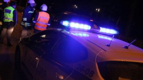 Полицейска гонка в Монтана, заради бежанци, е станала снощи. Задържан е шофьорът на колата, издирват се трима граждани на Сирия.