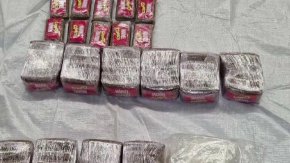 Българка с дрога за близо 2 милиона лева беше задържана на границата с Турция, в опит да изнесе наркотиците от България.