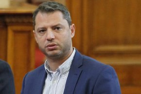 Оставям да си отговорите сами...", пита Делян Добрев от ГЕРБ.

 