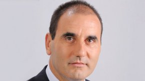 "И ако се отиде и към "Осемте джуджета", там може би ще се попадне на висшестоящи ръководители в съдебната система, които многократно са посещавали заведението на Пепи Еврото, а същевременно са посещавали и SS клуб", смята Цветан Цветанов.
