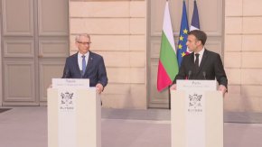
Сред темите са външнополитическите приоритети на България - пълната интеграция в Шенген, приемането на единната европейска валута и присъединяването към Организацията за икономическо сътрудничество и развитие.