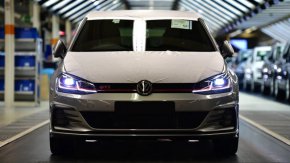 Volkswagen изтегля повече от 260 000 компактни автомобила в САЩ