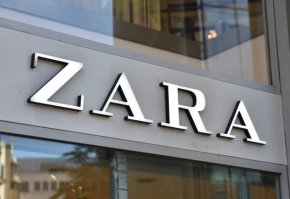 
Испанският гигант в търговията на дребно Zara се готви да отвори отново магазините си в Украйна, които затвори скоро след нахлуването на Русия в страната, съобщи Financial Times.