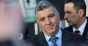 Министърът на регионалното развитие и благоустройството Андрей Цеков съобщи, че е разпоредил пътната агенция да изготви документация за пускане на нова обществена поръчка за доизграждане на Граничен пункт с. Салаш - Ново корито.