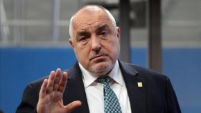 Помня как Денков се сгуши зад Пеевски, когато дойдоха миньорите да ги бият.