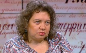 Няма срок, в който президентът да издаде указ за промяна в състава на служебния кабинет. Това заяви в "Денят започва" преподавателят по конституционно право доц. Наталия Киселова.
