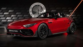Mercedes-AMG Mythos PureSpeed е първият модел от изключително ексклузивната серия Mythos.