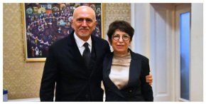 Съдят Рена, ПП, за обогатяване
