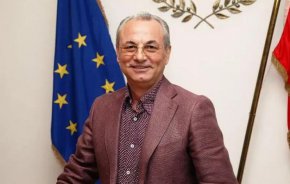- Системно неспазване на Устава на ДПС;
- От грубото погазване на решенията на последната Национална
конференция на ДПС (февруари, 2024г.);
- От бруталното отношение към членовете на централните ръководни
органи, към депутатите на ДПС, към областните и общински структури
на партията.