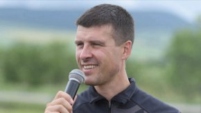 По време на закрито заседание Народното събрание реши да изпрати на компетентните органи всички материали от доклада, изготвен от временната комисия във връзка с дейността на Ивелин Михайлов - идеолог на ПП „Величие“ и изградения в с. Неофит Рилски, община Ветрино, културно-исторически комплекс „Исторически парк“