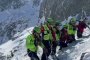   Лавини убиха петима скиори в Алпите