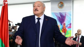 Лукашенко е преизбран за седми мандат 
