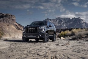  2025 GMC Yukon AT4 Ultimate съчетава офроуд способности с висок клас луксозни удобства