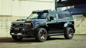 Ако искате да направите новия Land Cruiser по-екстремен, японската компания Wald е готова да ви помогне.