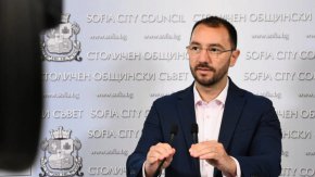 Над 60 млн. лв. за строителство и ремонт на детски градини в София са напът да бъдат изгубени: Хекимян