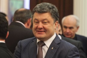 Зеленский движи страната към диктатура: Порошенко