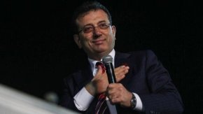 Екрем Имамоглу е временно отстранен от длъжността кмет на Истанбул