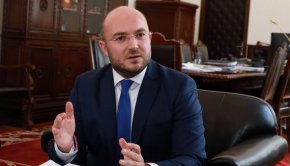 Правосъдният министър обяви война на имотната мафия и арбитражите-копърки