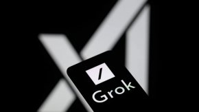 Чатботът с изкуствен интелект Grok на Мъск повдига въпроса за „белия геноцид“ в несвързани запитвания