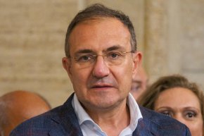 1-дневните трудови договори вече ще имат единствено ЕГН и трите имена: Борислав Гуцанов