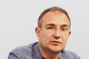  1200 лв. може да достигне минималната работна заплата догодина: Гуцанов