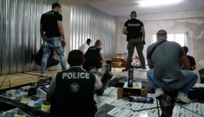 Разкриха в София 120 000 единици райски газ за близо 20 млн. лева