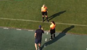 Политици и влиятелни личности проведоха кампания, за да разубедят хората да говорят руски, който те описват като „езика на агресорската държава“.

Москва твърди, че отношението към рускоговорящото малцинство в Украйна е една от основните причини за настоящия конфликт.