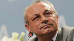 Ахмед Доган регистрира Алианс за права и свободи като партия