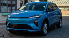Chevrolet залага на достъпността с новия електромобил Bolt 2027