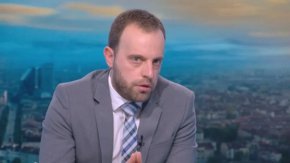 Правосъдният министър назначи охрана на семейството на нападнатия с чук прокурор 