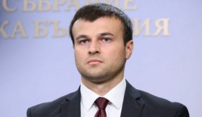 Назначаването на особен управител на Лукойл отваря пътя за дела срещу България: Възраждане