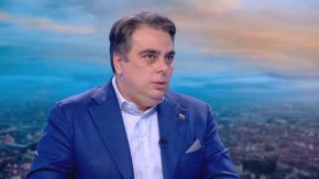   Има магистрала под Атлантическия океан - 50 млн./км: Лаф на деня, Асен Василев пред бТВ