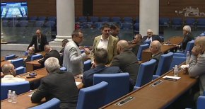 Фалстарт на пленарното заседание заради липса на кворум 