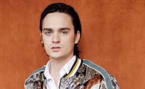  Семейният спор около завещанието на Ален Делон се задълбочава