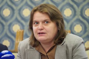 Фирмите, почистващи пограничните райони, да поемат нуждите в районите Надежда, Сердика и Илинден: Надежда Бобчева
