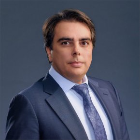   Ас.Василев натри носовете на Дб и ДСБ, остава депутат от Пловдив  