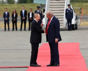 Путин за посредник: Приема иранския външен министър днес