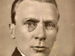 Морфиномания, 3 жени, златна клетка с чер хайвер и хазарт: 135 г. Булгаков